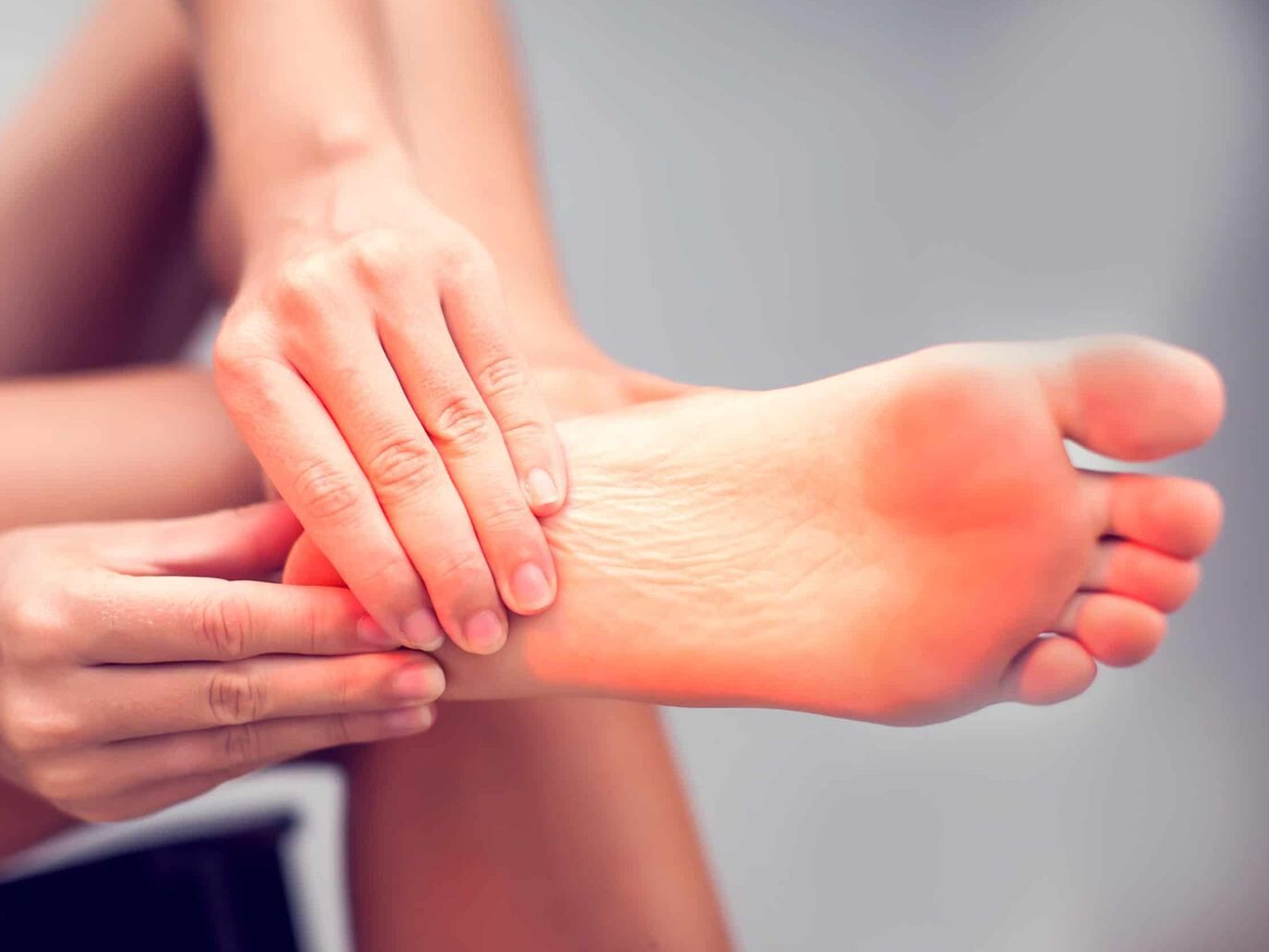 Topuk Dikeni ve Tedavisi Hakkında